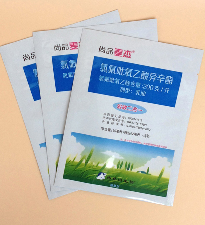 Packing bag for pesticide